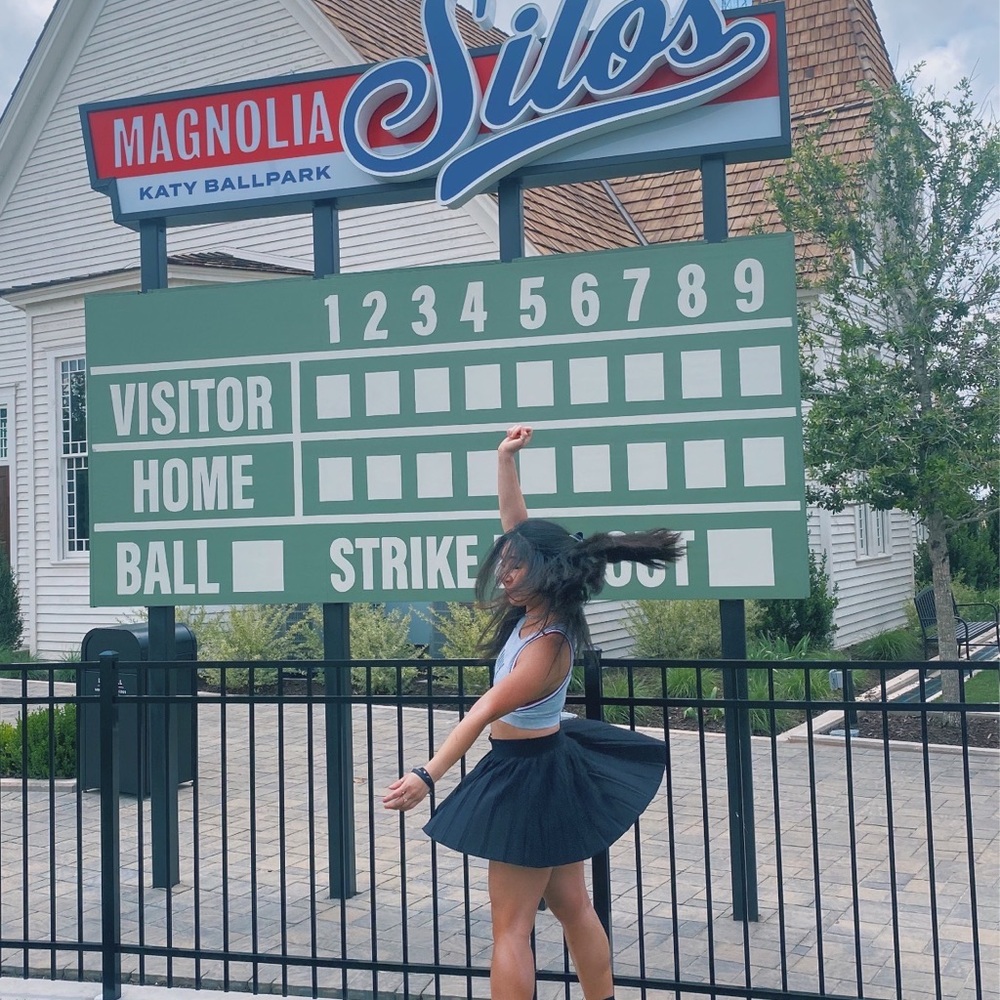 Meet your Posher, Juni